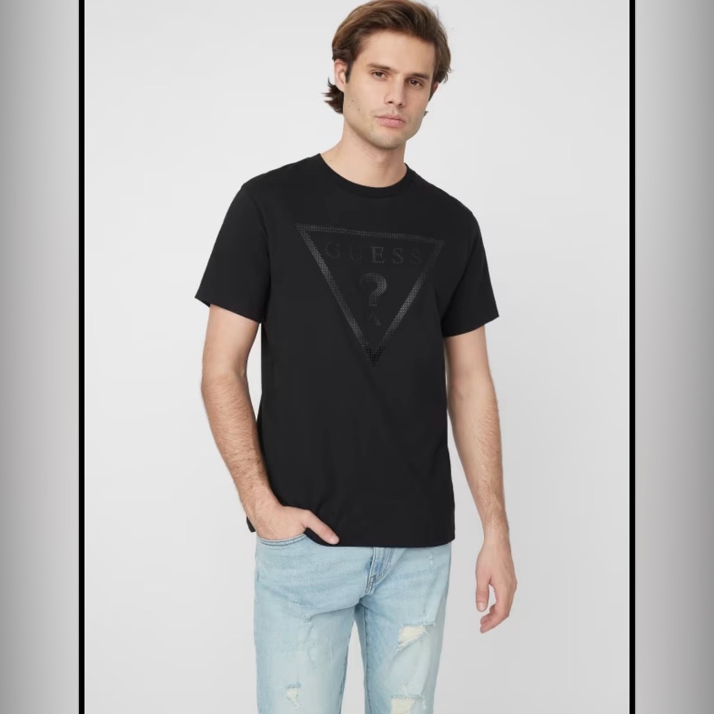 GUESS Men’s Black Short Sleeve T-Shirt